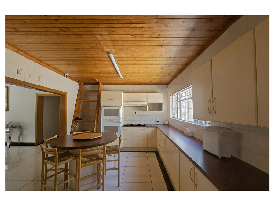 4 Bedroom Property for Sale in Ladybrand Free State